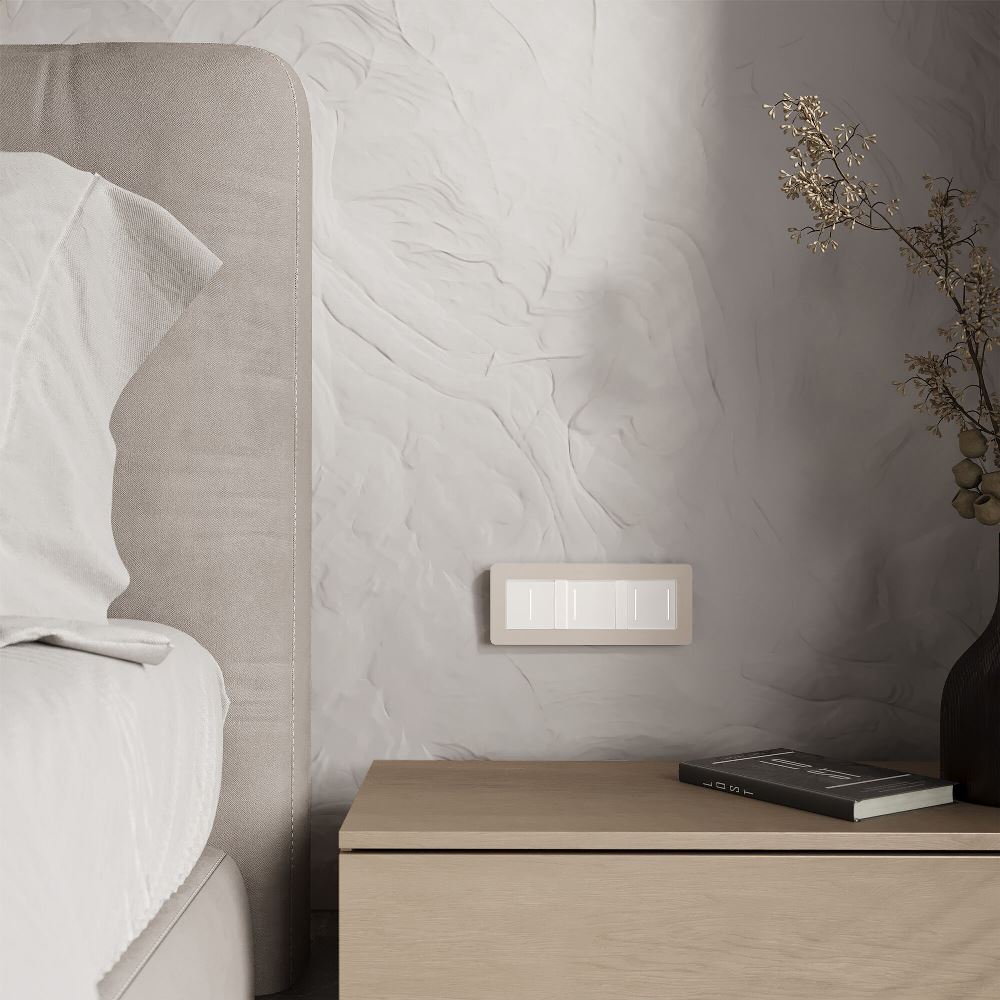 Рамка из поликарбоната Werkel Split на 3 поста Айвори / Белый W0033066 — изображение 3