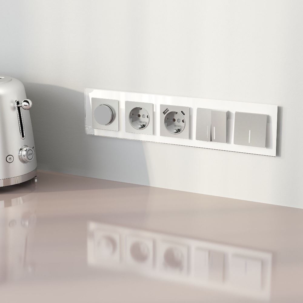 Рамка стеклянная Werkel Favorit на 5 постов Белый W0051101 — изображение 2