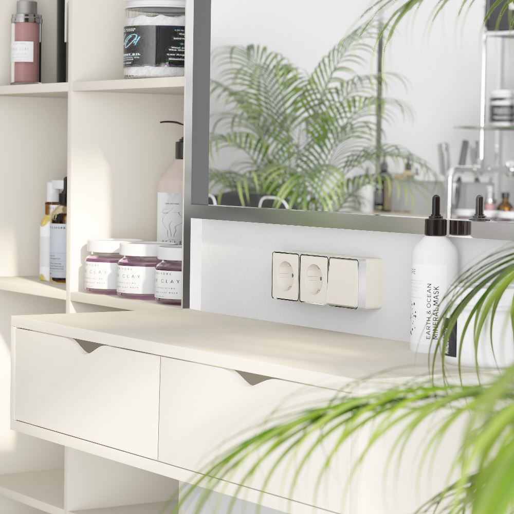 Розетка накладная Werkel Gallant с заземлением и шторками Слоновая кость W5071103 — изображение 2