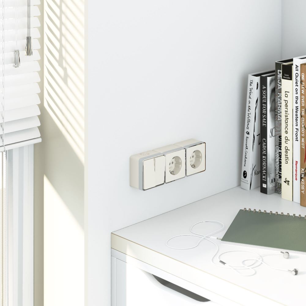 Розетка накладная Werkel Gallant с заземлением и шторками Слоновая кость W5071103 — изображение 3