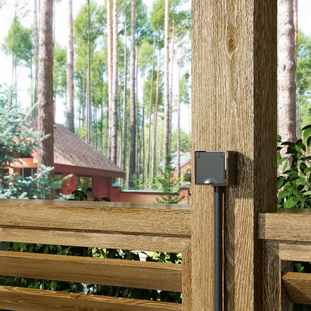 Розетка накладная влагозащищенная Werkel Gallant с заземлением, шторками и защитной крышкой Черный / Хром W5071235 — изображение 2